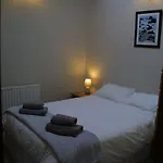 公寓 Bright Spacious Mews In Great Location Booterstown