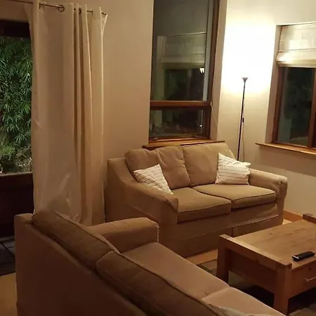 Apartment Bright Spacious Mews In Great Location
