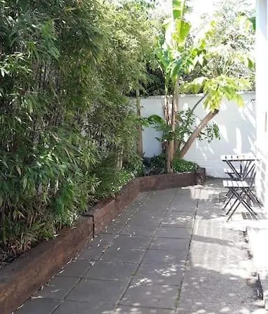 Bright Spacious Mews In Great Location Booterstown