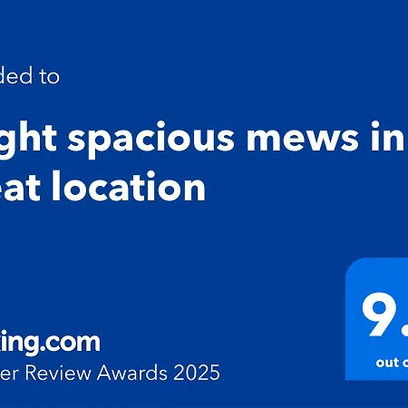 Apartament Bright Spacious Mews In Great Location Booterstown