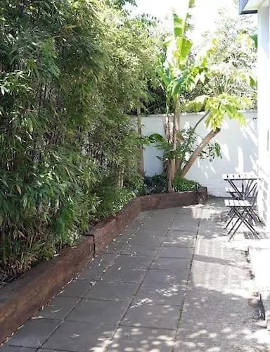 Bright Spacious Mews In Great Location Booterstown